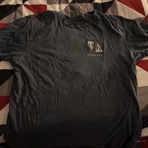 COPY - RVCA xl shirt